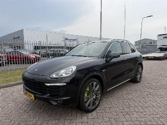 Unfallwagen Porsche Cayenne 3.0 S E-Hybrid 2015/6