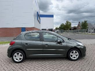 Peugeot 207 1.4 VTi Style AIRCO picture 5