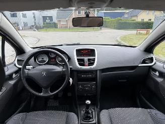 Peugeot 207 1.4 VTi Style AIRCO picture 17