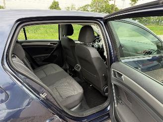 Volkswagen Golf 1.0 TSi 85Kw Clima - Navi picture 18