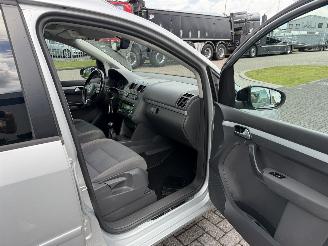 Volkswagen Touran 1.4 TSI HighLine 7 Persoons Clima picture 16