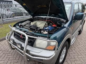 Mitsubishi Pajero 3.2 Di-D GLX  4x4 AIRCO picture 21