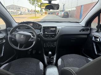 Peugeot 208 1.2 Pure Tech 60Kw AIRCO picture 13