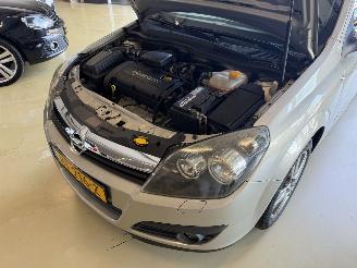 Opel Astra 1.6 77Kw AIRCO picture 21