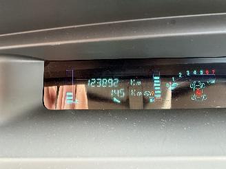 Renault Scenic 1.6 16V 82Kw Clima picture 24