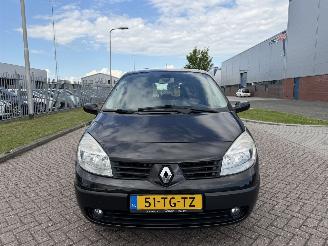 Renault Scenic 1.6 16V 82Kw Clima picture 7