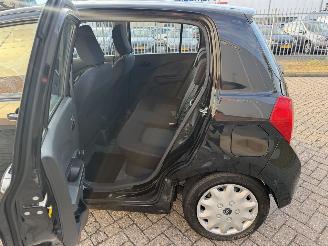 Suzuki Celerio 1.0 50kw AIRCO picture 13