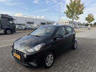 Hyundai I-10 1.0 49kw AIRCO - NAVI picture 4