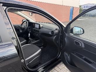 Hyundai I-10 1.0 49kw AIRCO - NAVI picture 18