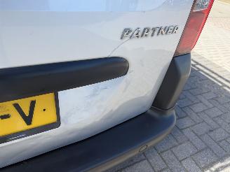 Peugeot Partner 1.6 HDI 66kw AIRCO picture 9