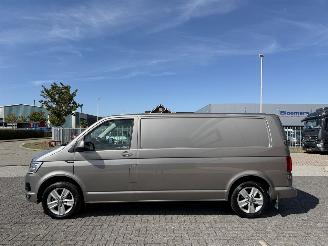 Volkswagen Transporter 2.0 TDI 110Kw DSG picture 2