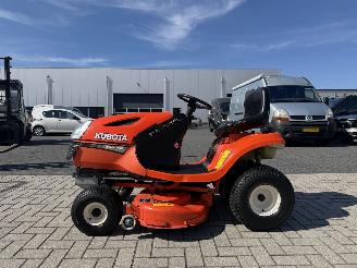 Kubota  T1670 Zitmaaier picture 1