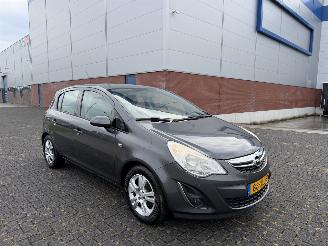 Opel Corsa 1.2 16V Anniversary Edition  AIRCO picture 4