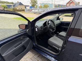 Skoda Citigo 1.0 44Kw Airco - Navi picture 17