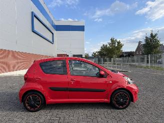 Toyota Aygo 1.0 12V 50kw picture 5
