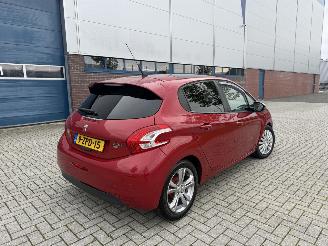 Peugeot 208 1.2 60Kw AUTOMAAT Clima - Navi picture 6