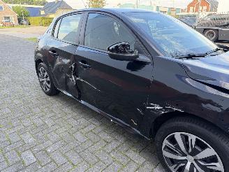 Peugeot e-208 EV Active 50 kWh Clima - Navi picture 31