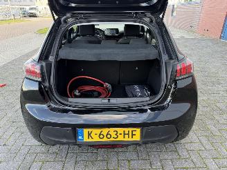 Peugeot e-208 EV Active 50 kWh Clima - Navi picture 19