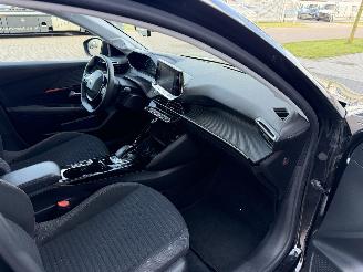 Peugeot e-208 EV Active 50 kWh Clima - Navi picture 23
