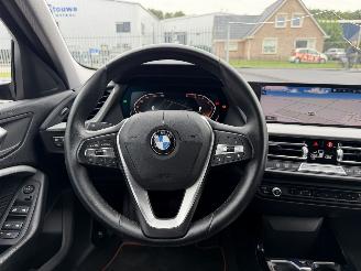 BMW 1-serie 116 D Aut. Executive Edition picture 16