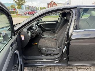 Volkswagen Passat 1.4 TSI DSG Clima - Navi picture 9