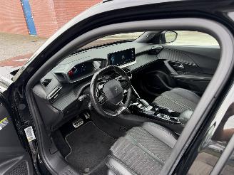 Peugeot e-2008 EV GT 50 kWh picture 14