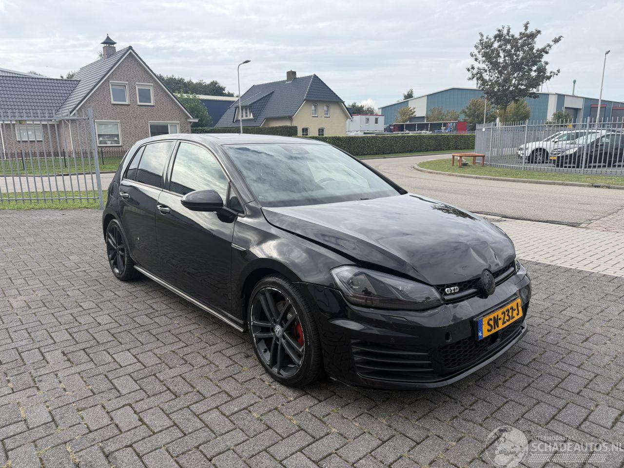 Volkswagen Golf 2.0 GTD 135kw DSG Pano - Clima - Navi