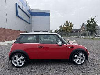 Mini Cooper 1.6 85Kw AIRCO picture 5