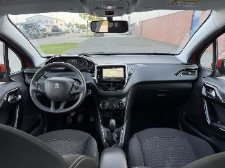 Peugeot 208 1.2 PureTech 60kw AIRCO Euro6 picture 17
