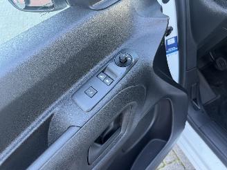Peugeot Partner 1.5 HDI 73kw Airco - Navi - Euro6 picture 17