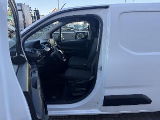 Peugeot Partner 1.5 HDI 73kw Airco - Navi - Euro6 picture 13