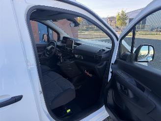 Peugeot Partner 1.5 HDI 73kw Airco - Navi - Euro6 picture 22