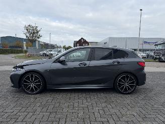BMW 1-serie 118i M High Exe 103kw Clima - Navi picture 5
