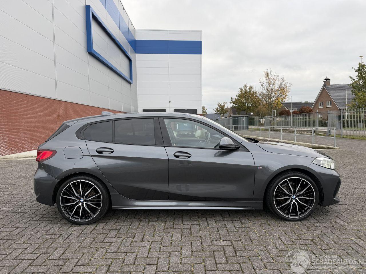 BMW 1-serie 118i M High Exe 103kw Clima - Navi
