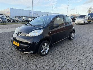 Unfallwagen Peugeot 107 1.0 12V XR 2007/3