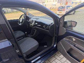 Volkswagen Up! 1.0 BlueMotion 44 Kw AIRCO picture 18