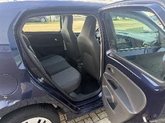 Volkswagen Up! 1.0 BlueMotion 44 Kw AIRCO picture 16