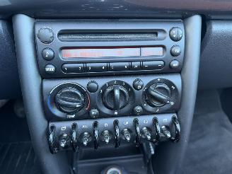 Mini Cabrio 1.6 One Sidewalk 66Kw AIRCO picture 32