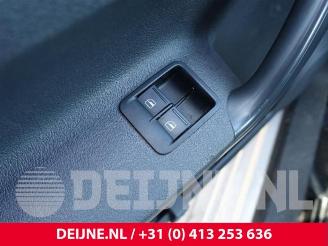 Volkswagen Caddy Caddy III (2KA,2KH,2CA,2CH), Van, 2004 / 2015 1.6 TDI 16V picture 19