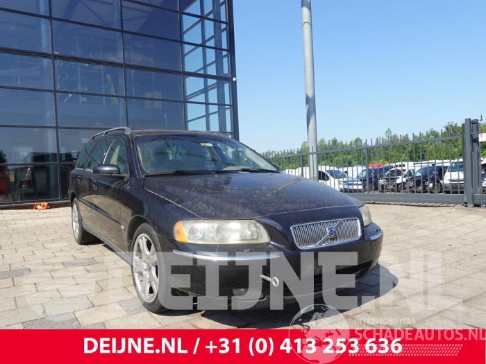 Volvo V-70 V70 (SW), Combi, 1999 / 2008 2.4 D5 20V