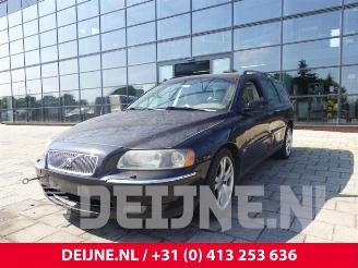 Volvo V-70 V70 (SW), Combi, 1999 / 2008 2.4 D5 20V picture 3