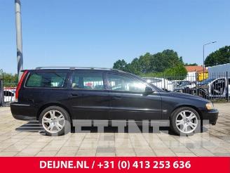 Volvo V-70 V70 (SW), Combi, 1999 / 2008 2.4 D5 20V picture 8