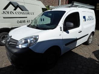 skadebil auto Renault Kangoo Grand Confort 2019/10
