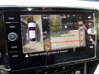 Volkswagen Passat Business picture 26