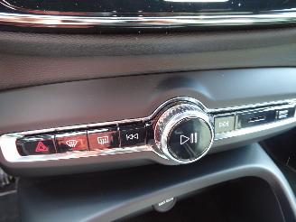 Volvo XC40 Momentum picture 15