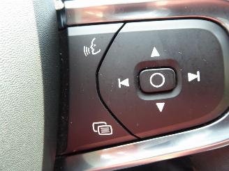 Volvo XC40 Momentum picture 13