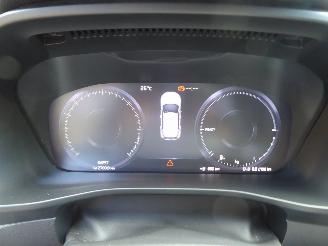Volvo XC40 Core Recharge Plug-In Hybrid 2WD picture 10
