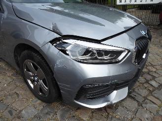 BMW 1-serie 116 d Advantage picture 4