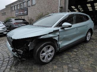 Vaurioauto  passenger cars Skoda Enyaq Version 60 2023/11