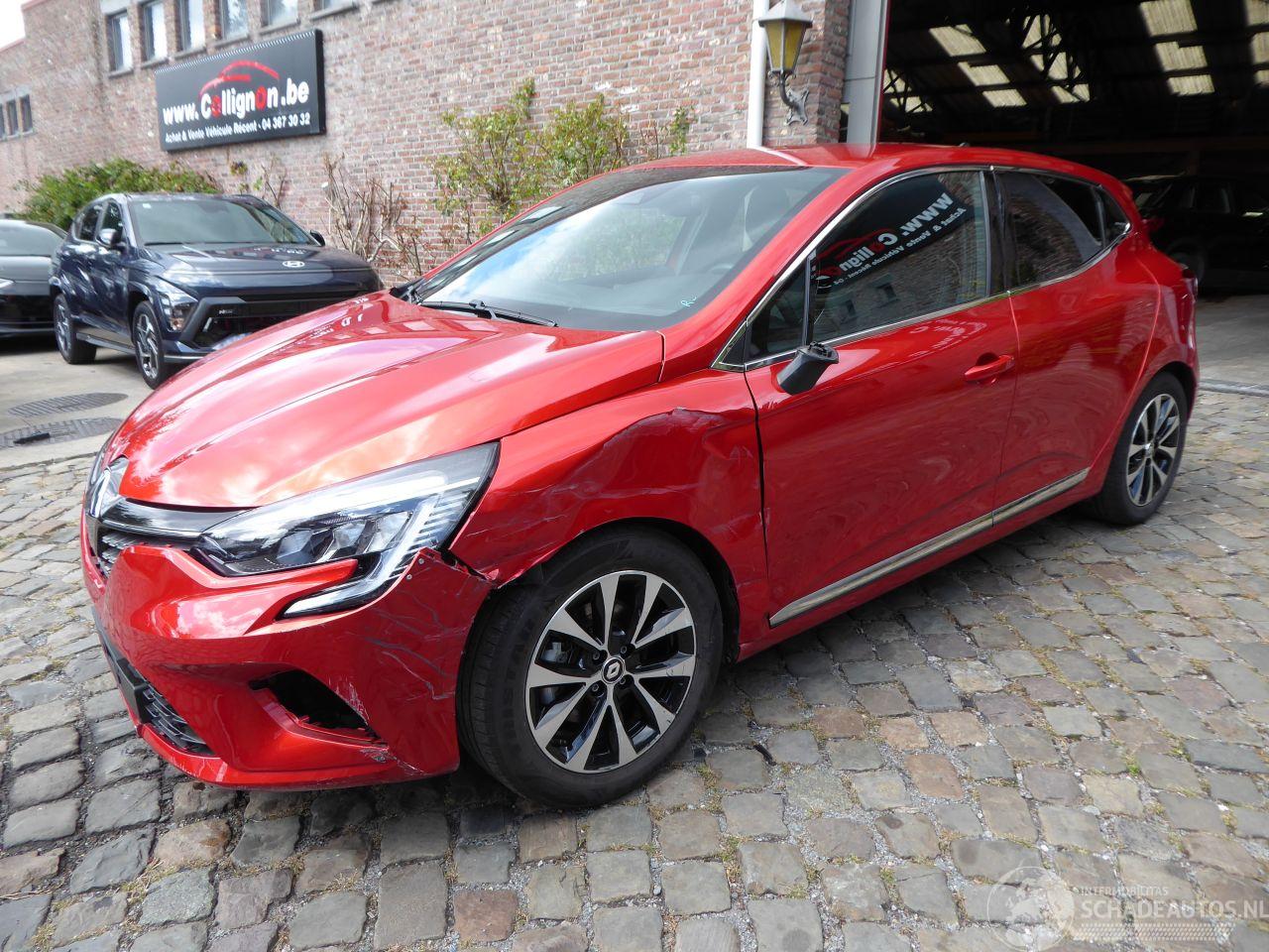 Renault Clio Techno Hybrid